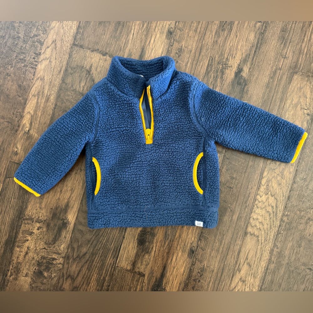 Baby Gap 12-18 Month fleece